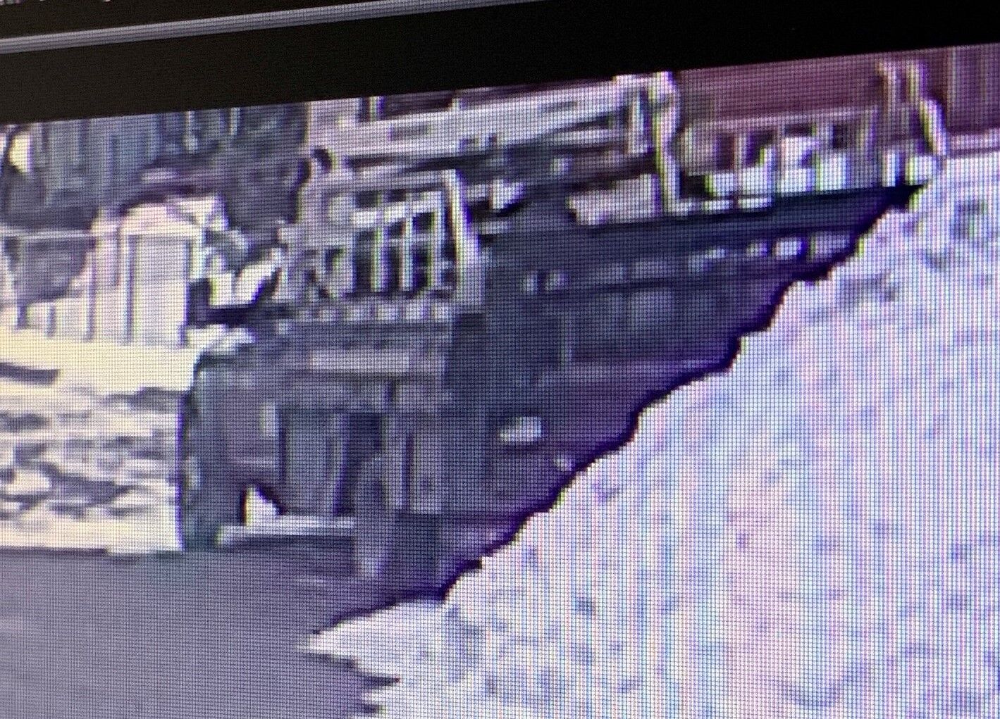 Les Schwab truck stolen in Sunnyside